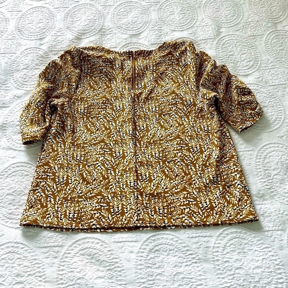 MELLODAY: NWOT Women’s brown round neckline blouse with white and black. Size M - Picture 8 of 15